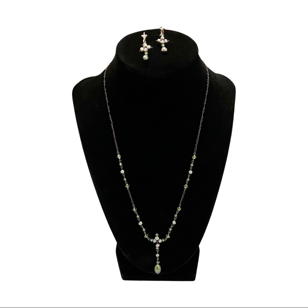 Swarovski & Pearl Necklace w/ Matching Earrings